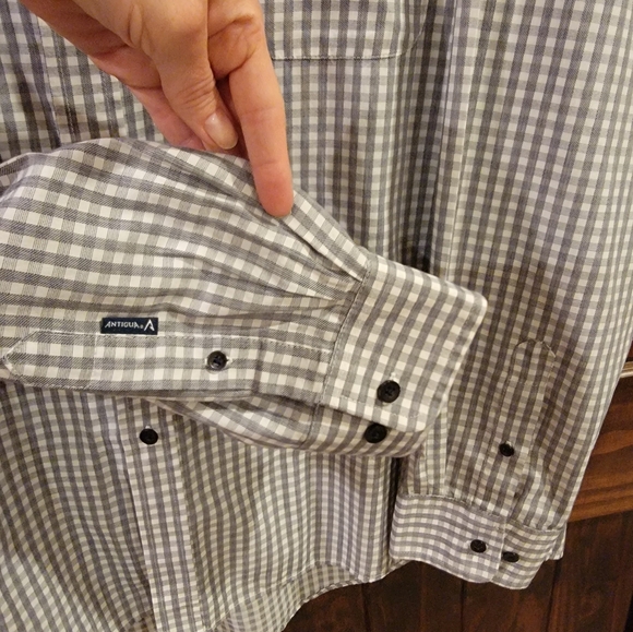 Antigua Men's dress shirt. Embroidered Minnesota Twins - Picture 10 of 14